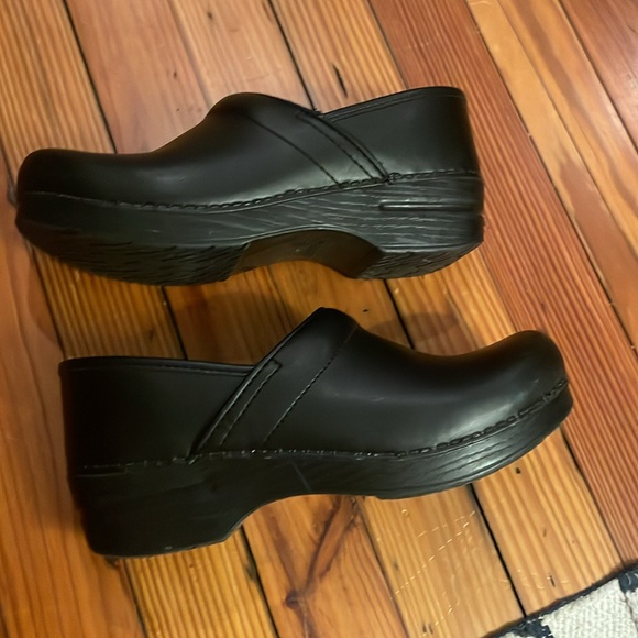 The Professional Dansko Clog - Picture 12 of 13